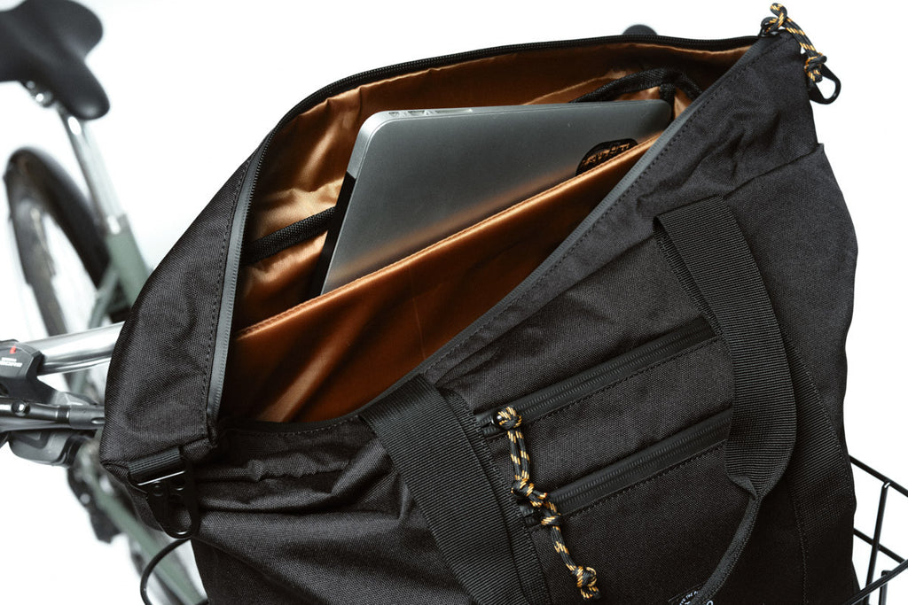 Pelago Totepack Large, sort