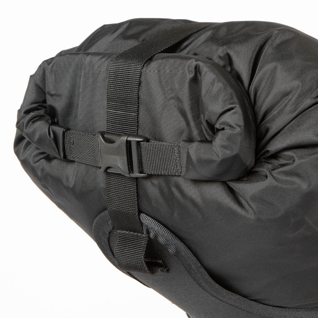 Restrap Sadeltaske 18L, sort/sort