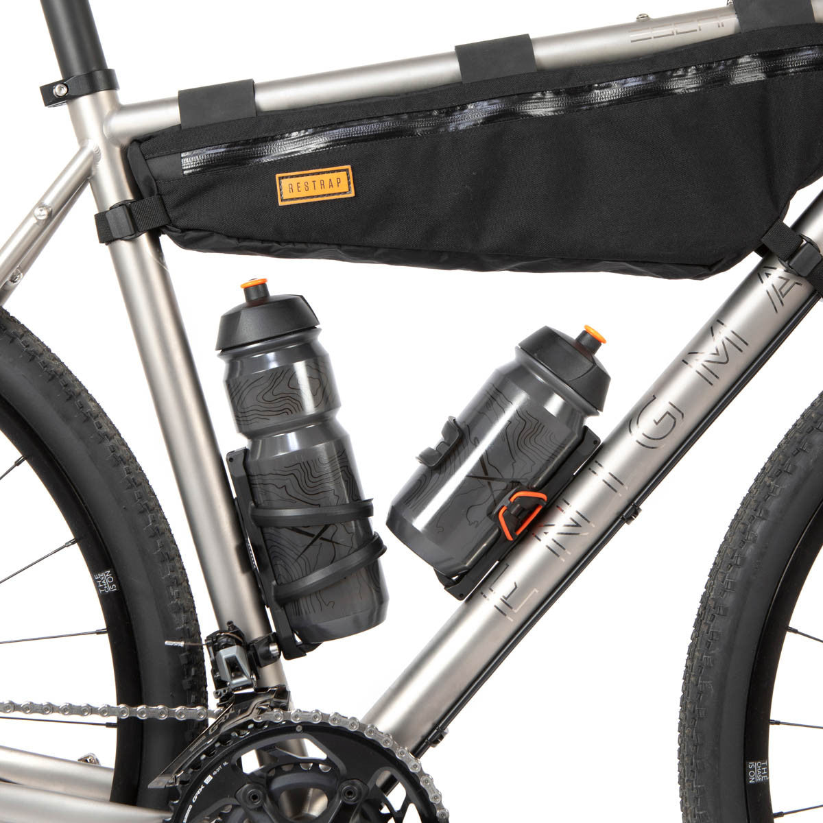 Restrap Flaskeholder med sideudtag, sort